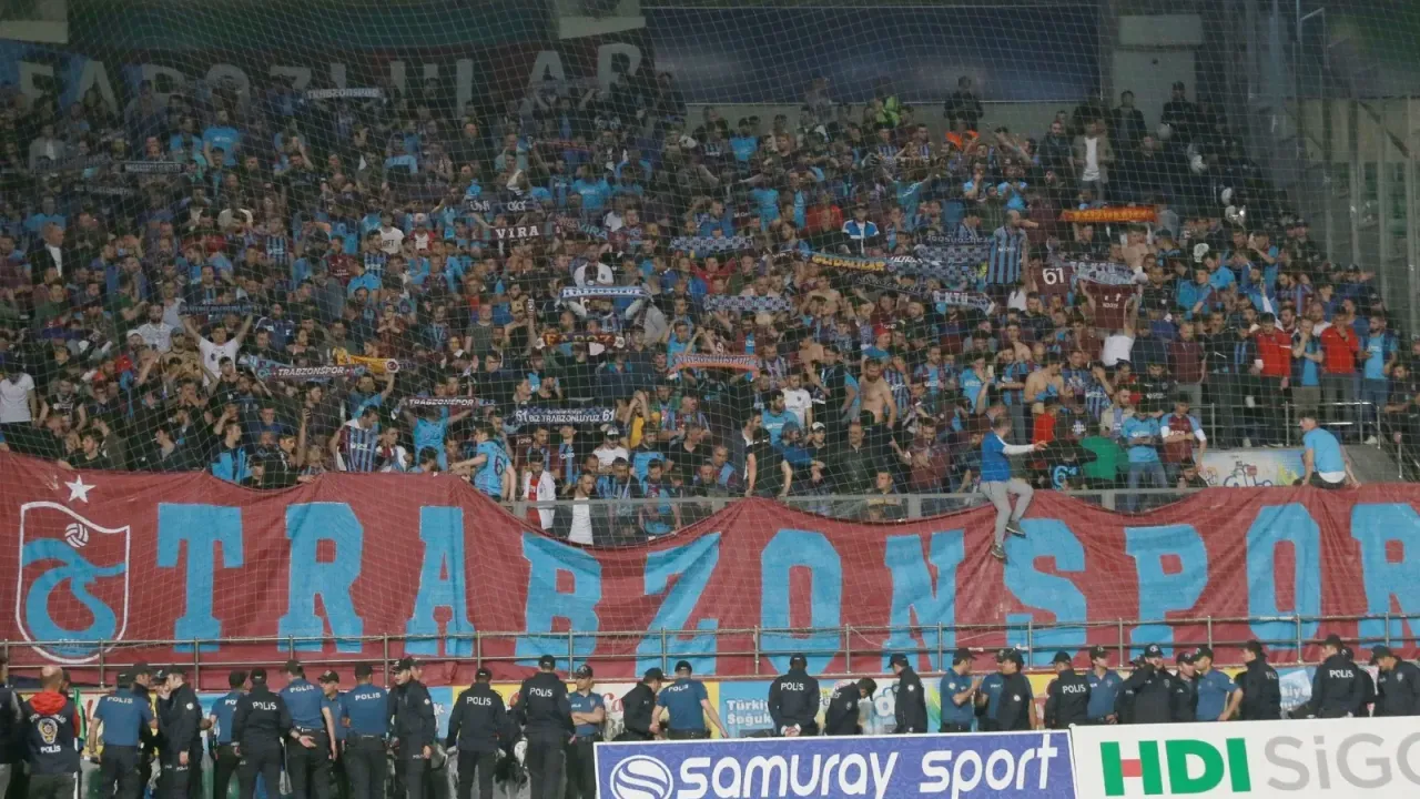 Trabzonspor Taraftari Rize Deplasmani 1760342557