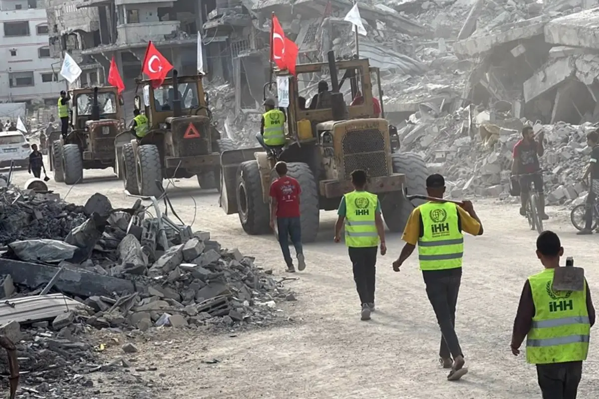 Turk Bayragi Israil In Uygularini Kacirdi 19168000 2255 Amp