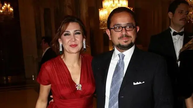 Vuslat Dogan Ve Ali Sabanci 29 Yillik 19144031 5719 M