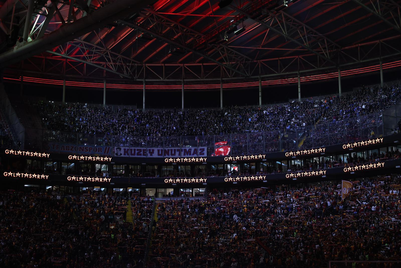 0199D06D Ff4D 4Acf B059 D9Ca06492807