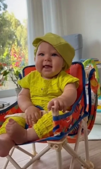 0X0 Ilker Aksumun Minik Kizi Lila Ile Yeni Paylasimina Begeni Yagdi Seda Sayandan Yorum Gecikmedi 1759839200481