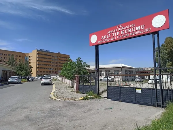 0X0 Sanliurfada Enistelerinin Oldurdugu Kardesler Topraga Verildi 1764421407637