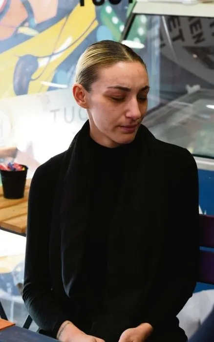 0X0 Unlu Sanatci Gullunun Olumundeki Sir Perdesi Aralaniyor Kiziyla Son Konusmasi Ortaya Cikti Dikkat Ceken O Mesa 1762659158037