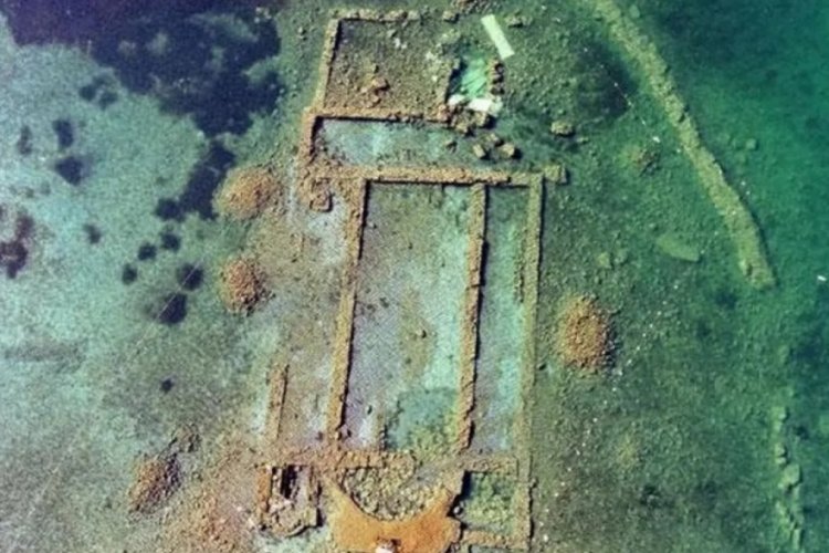 1864976 Yuzlerce Yildir Su Altindaydi Papa Iznik Teki Bazilikayi Neden Ziyaret Ediyor 6929456677A68