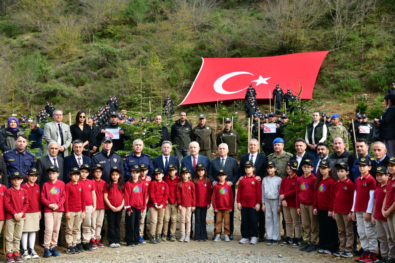 42A26A3A F6E8 4120 Bd0B 2742Ef680249