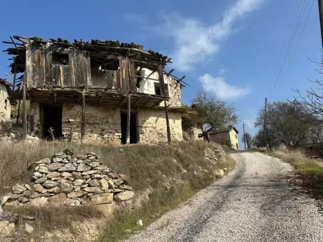 450 Yillik Gecmisi Var Bu Koyde Artik Yalnizca 4 19285145 1454 M