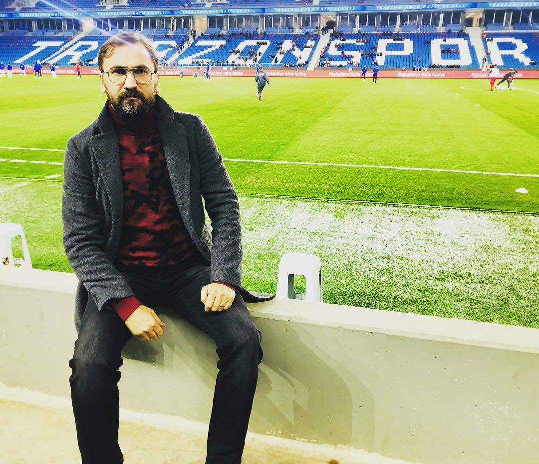 464969950 27215590361421840 275823008664574943 N