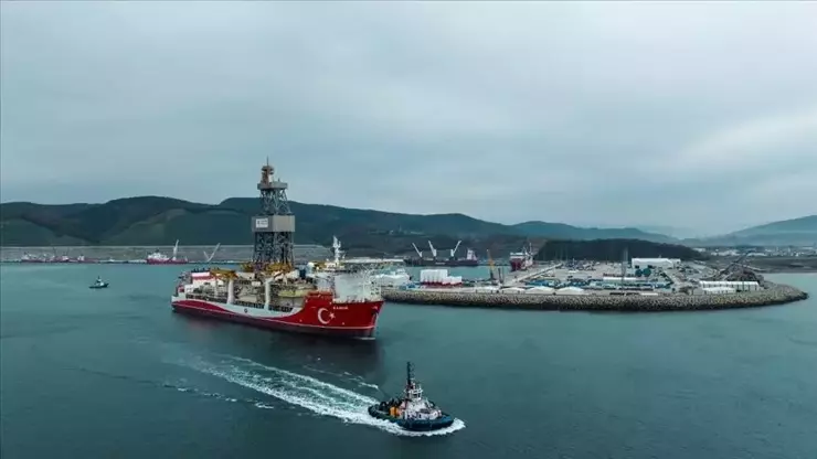 6905Efb6586197A571Ccc71D