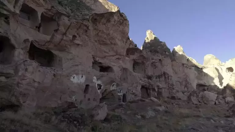 69257A357417390292E3017E