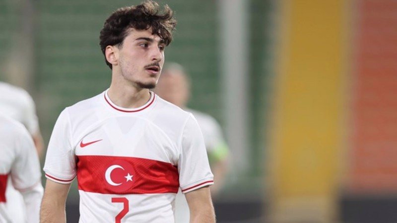 79A3397C 4F11 4Dac 95Be 135C1F1F824E