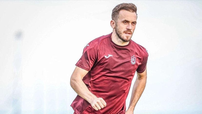 829X469 Trabzonspor Kaptani Edin Visca Super Lig Kariyerinde En Cok Forma Giyen Yabanci Oyuncu Unvanini Koruyor 1763366124016