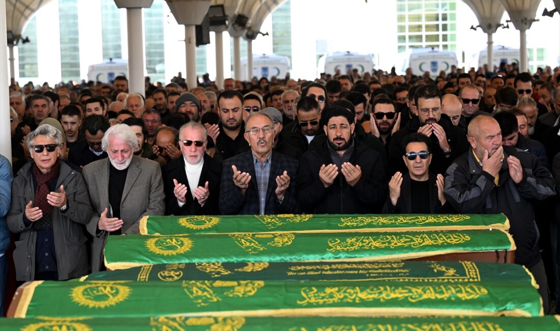 Abdde Polis Tarafindan Oldurulen Ali Ihsan Bayhanin Cenazesi Ankarada Topraga Verildi 94D00D9317Fe 1100X650