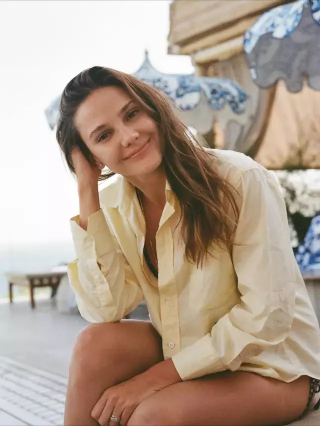 Alina Boz Basrol Oldugu Diziden Aniden Cikarildi 19296997 44 M