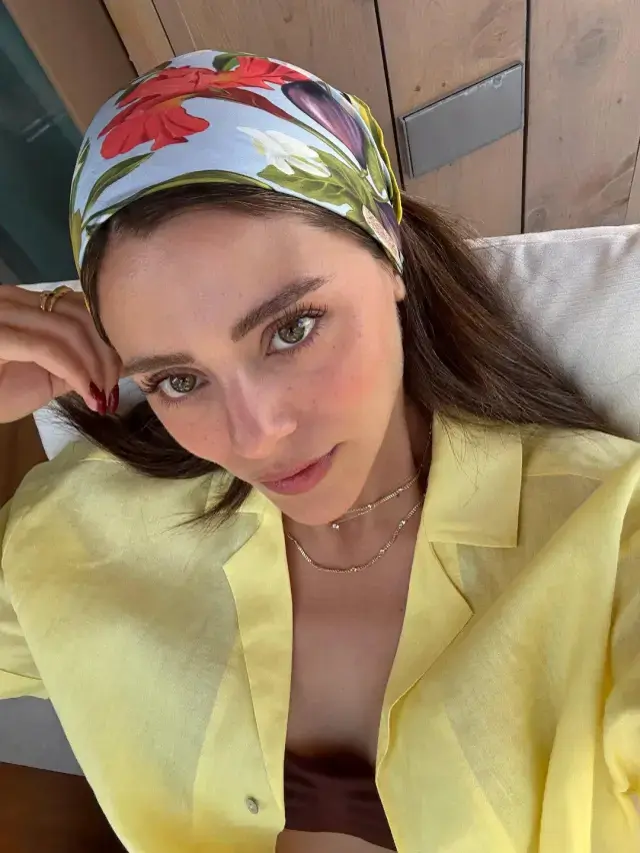 Alina Boz Basrol Oldugu Diziden Aniden Cikarildi 19296997 9371 M