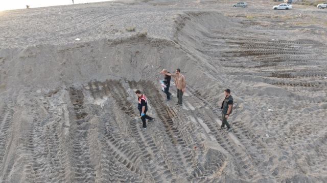 Antalya Da Kum Hirsizlari Sahilleri Talan Etti 19284181 5856 M