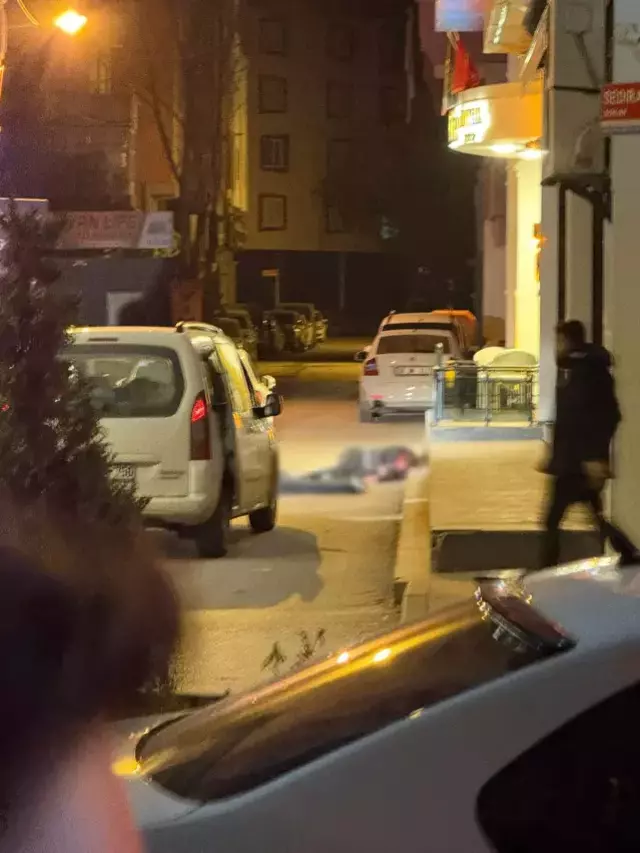 Avukat Tartistigi Baba Ve Oglunu Katletti 19282434 6592 M