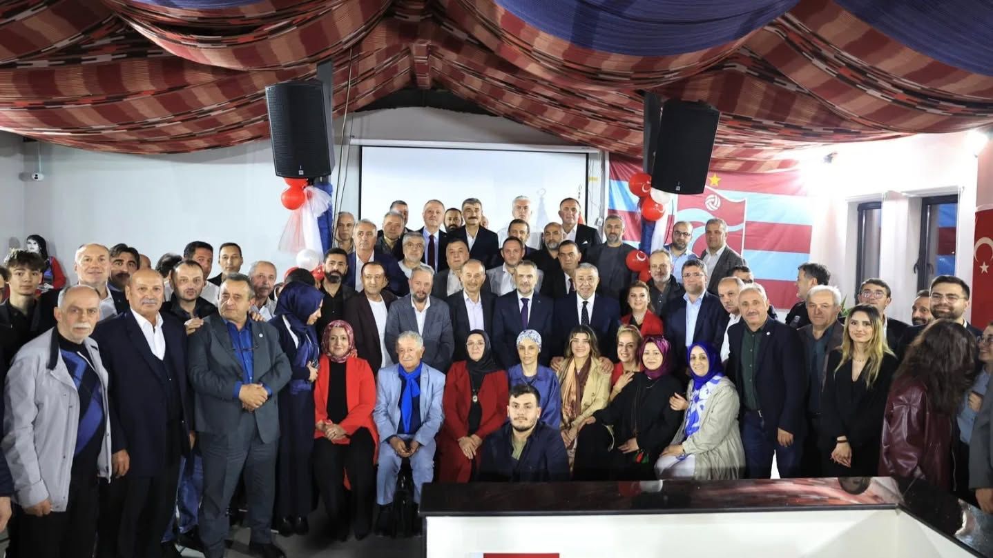 B2E5B228 F6Aa 461B A4F6 Dcca9B9A48E0