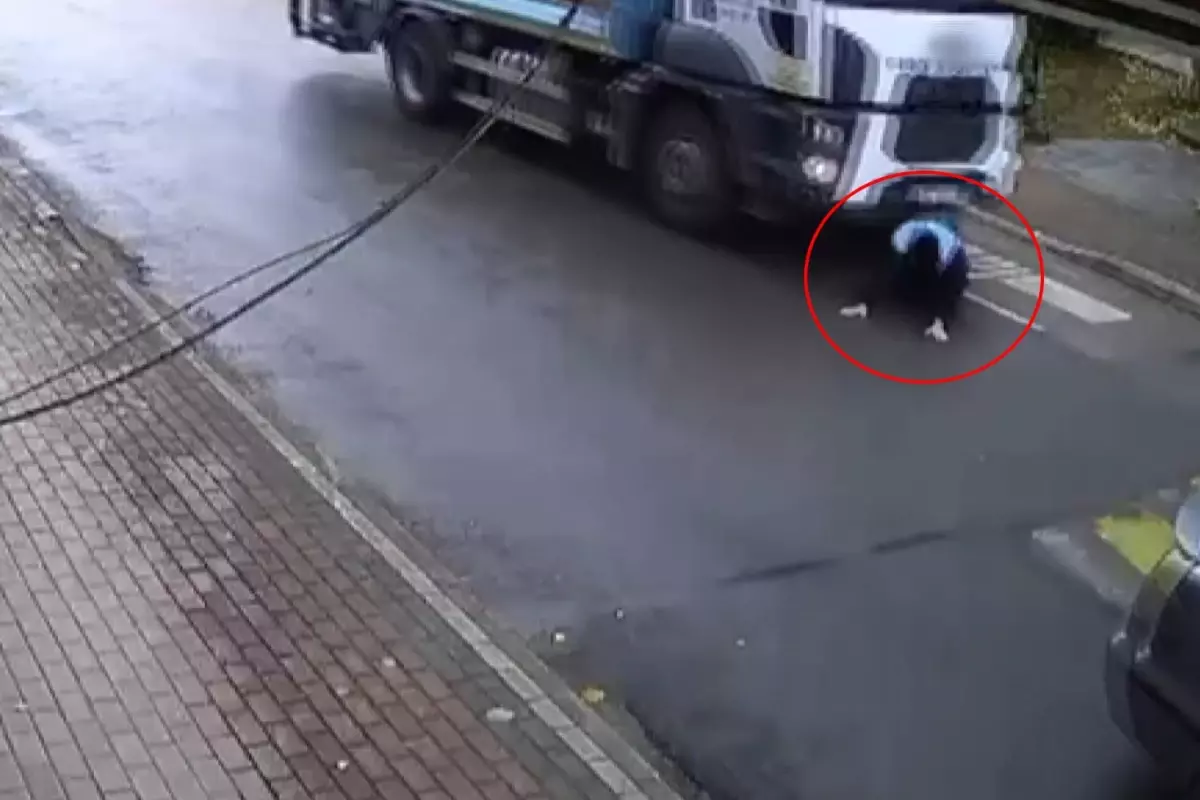 Belediye Iscisinin Aci Sonu Kamera Dehset Anlari 19241027 564 Amp