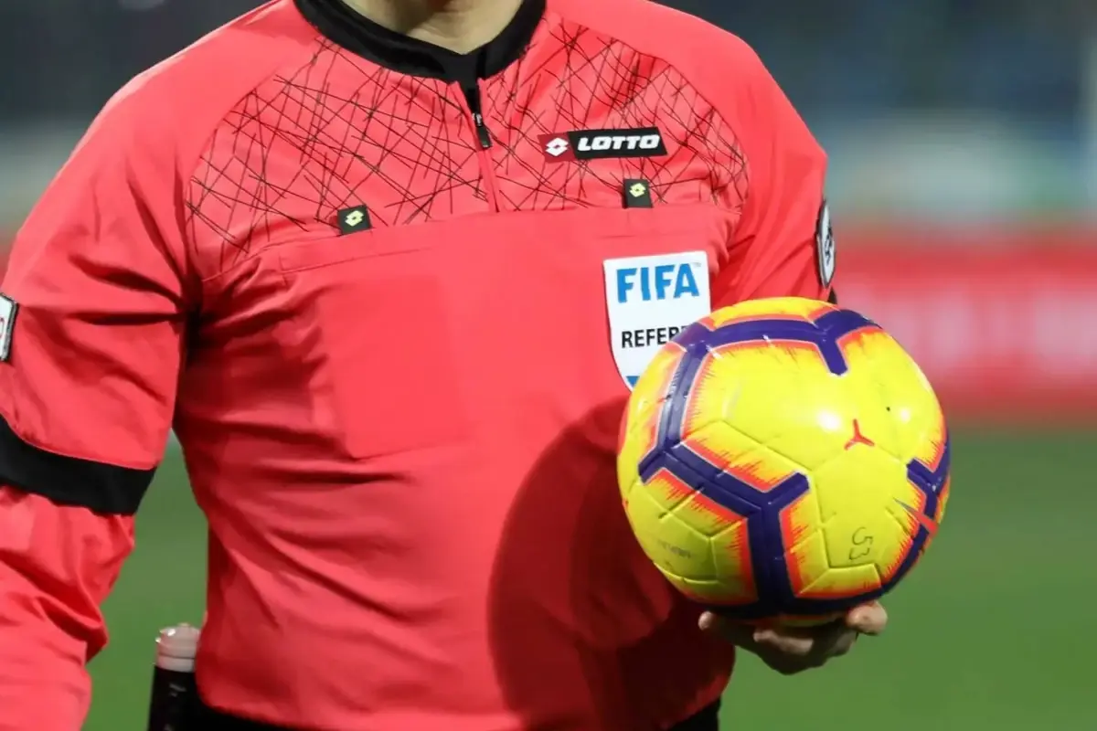 Bir Hakemin Islem Hacmi 50 Milyon Tl Cikti 19240940 9352 Amp