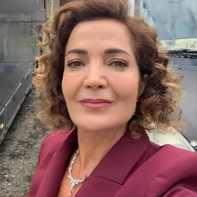 Carpinti Dizisinde Sok Ayrilik Mihriban Er Den 19224295 1237 M