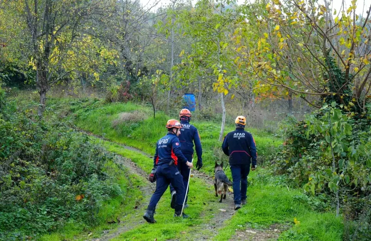 Cocuguyla Birlikte Kaybolan Kadinin Annesi Ki 19230469 Amp