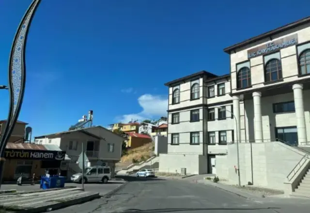 Copler Altin Madeni Nin Kapali Kalmasi Ilic Te 19272922 3248 M