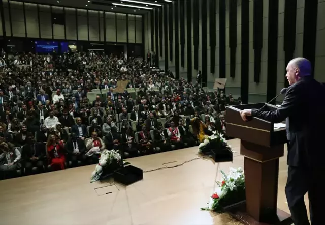 Cumhurbaskani Erdogan Butona Basti 15 Bin 19287090 9179 M