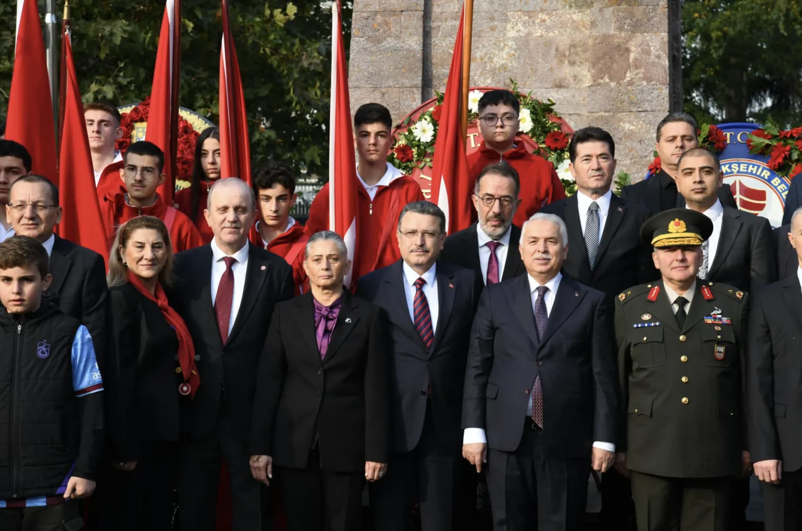 Ekran Resmi 2025 11 10 114104