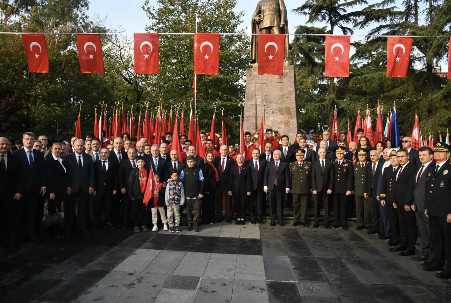 Ekran Resmi 2025 11 10 114110