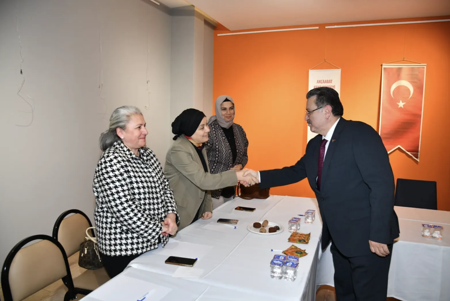 Ekran Resmi 2025 11 26 121300