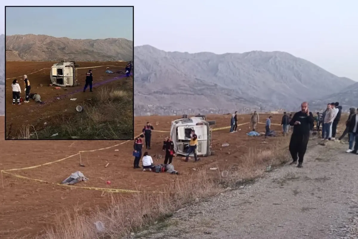 Feci Kazada Bilanco Agir Cok Sayida Olu Ve 19233888 2545 Amp