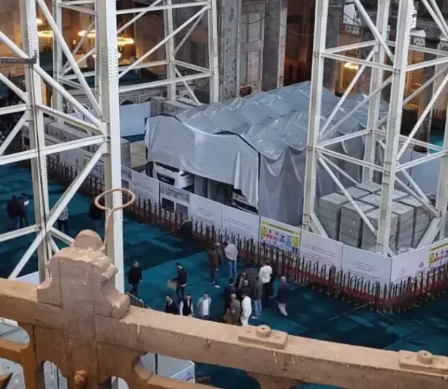 Ilber Ortayli Yi Kuplere Bindiren Goruntu Yapi 19292927 2965 M