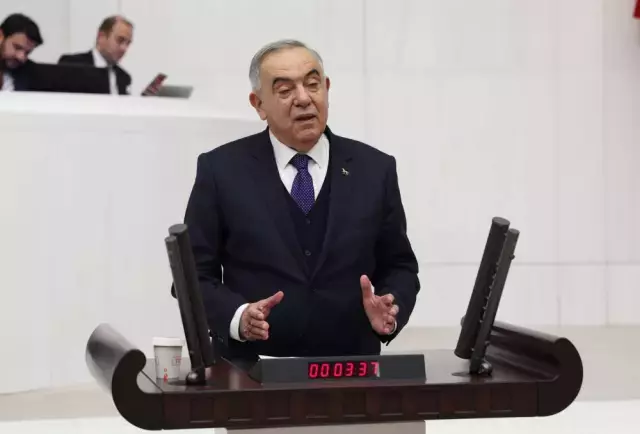 Imrali Karari Sonrasi Komisyonda Ilk Istifa 19284946 9381 M