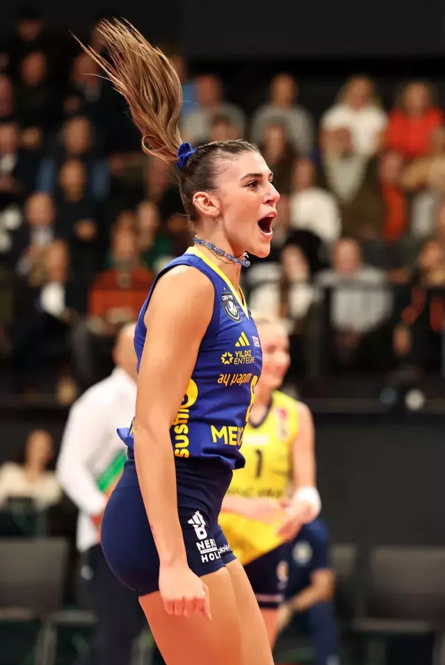 Italya Dan Turkiye Ye Geldi Yasadiklari 19263063 3776 M