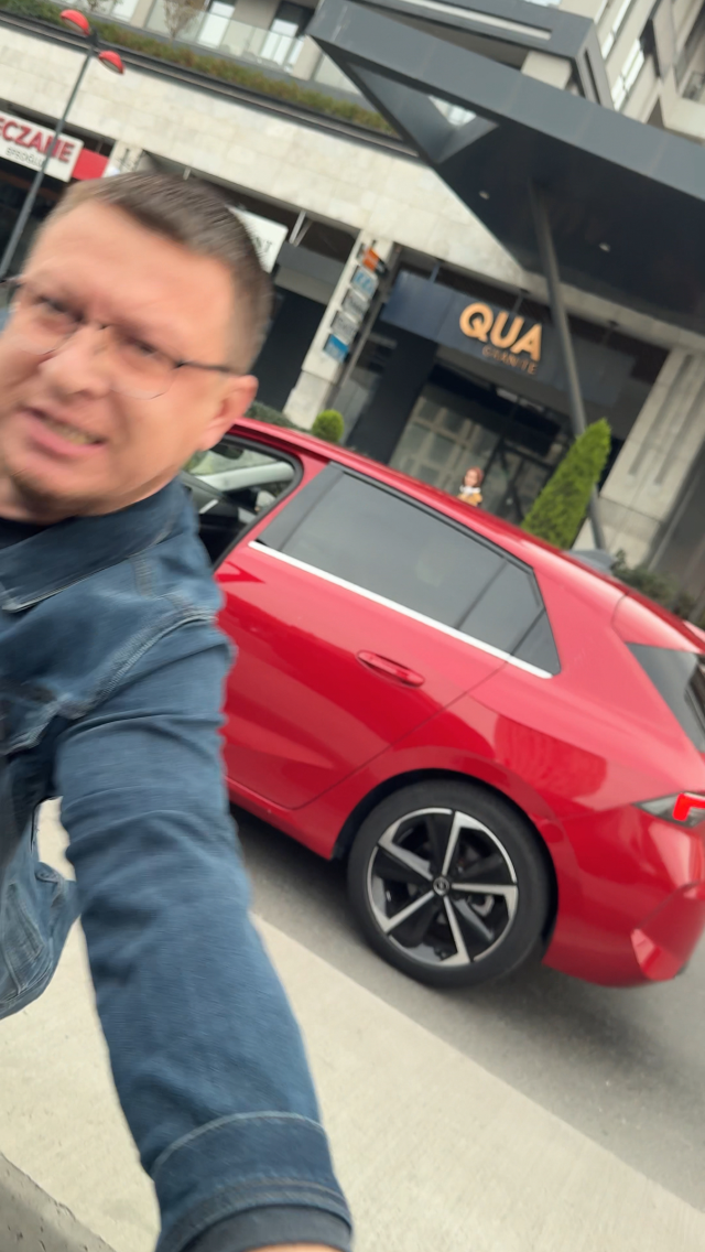 Kagithane De Trafikte Tartistigi Surucunun 19287315 3362 M