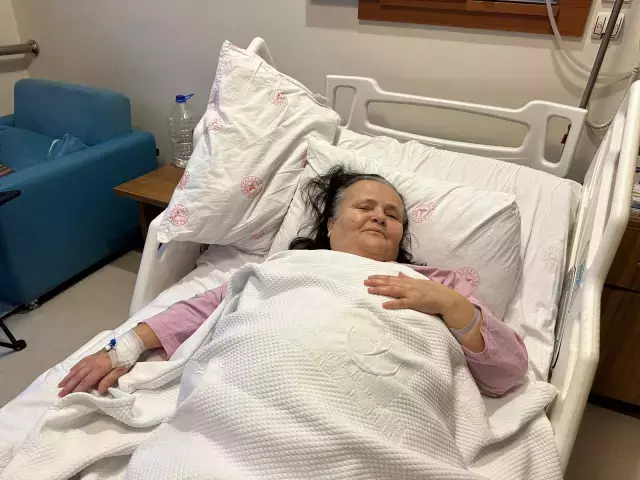 Karin Agrisi Sikayetiyle Gitti Safra Kesesinden 19307003 3482 M