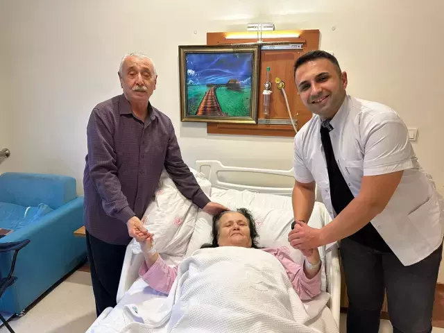 Karin Agrisi Sikayetiyle Gitti Safra Kesesinden 19307003 8561 M