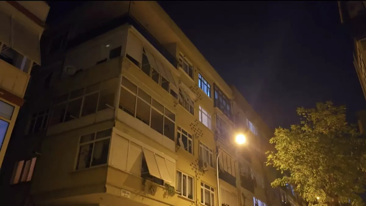 Kartal Da Catlaklar Olusan 4 Katli Bina Tahli 19210156 Amp