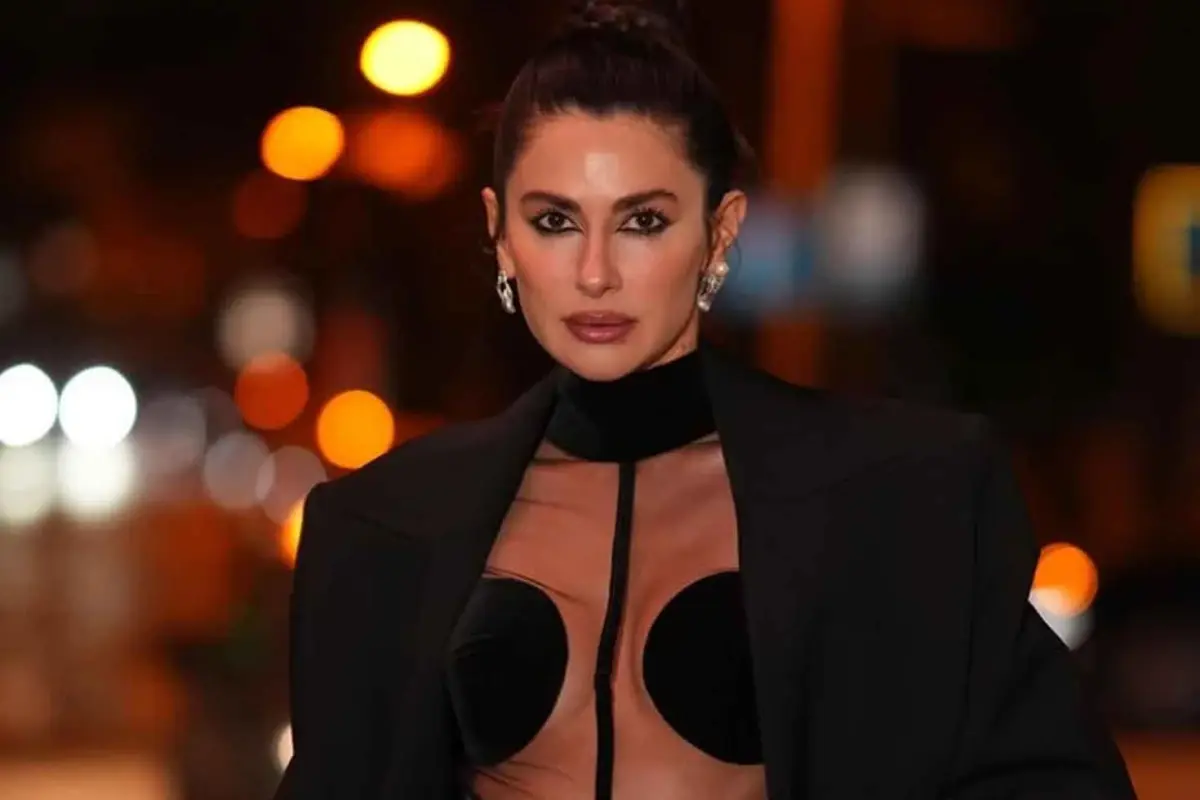 Nesrin Cavadzade Gece Yarisi Hastanede 19252001 2549 Amp