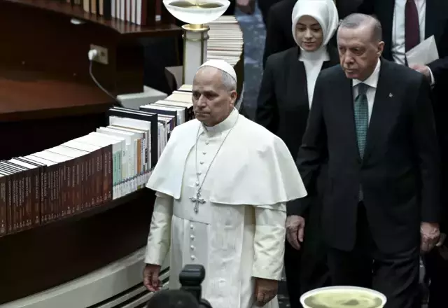 Papa Nin Erdogan A Cagrisi Dunya Basininda Genis 19300998 368 M