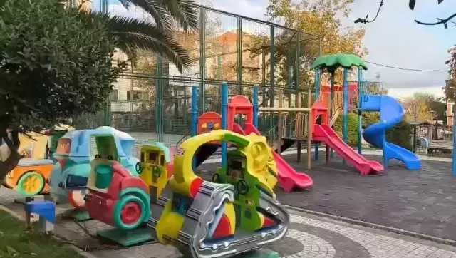 Parkta Dehset 5 Cocuk Oyuncaklarda Elektrik 19286884 9655 M