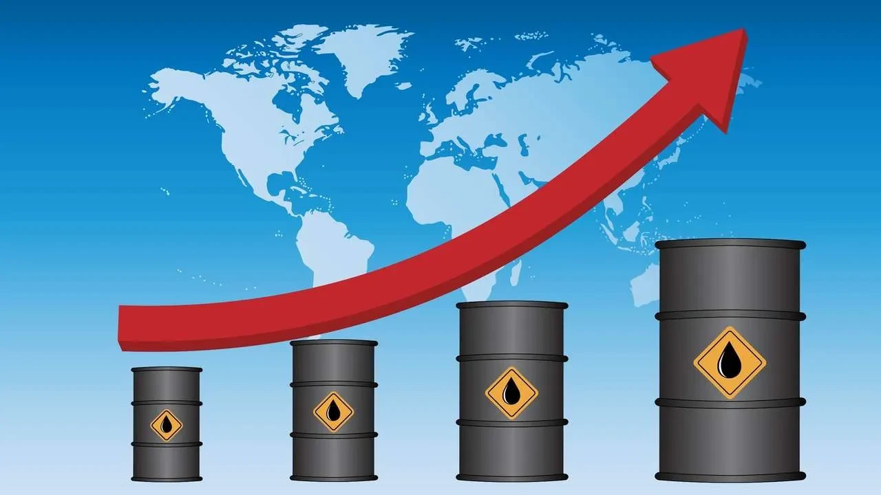 Petrol Fiyatlari Arz Endiseleriyle Yukseldi 3210442