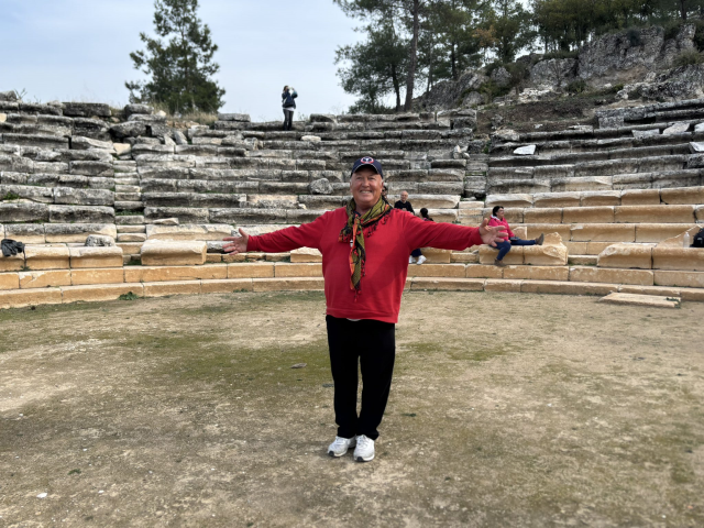 Prof Dr Ahmet Ercan Kalp Krizi Gecirip 19291068 2285 M