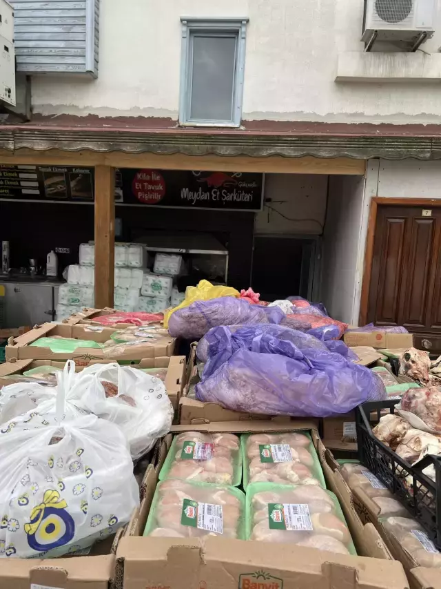 Sarkuteriden Kurtlanmis Kiyma Makinesi Cikti 19278867 487 M