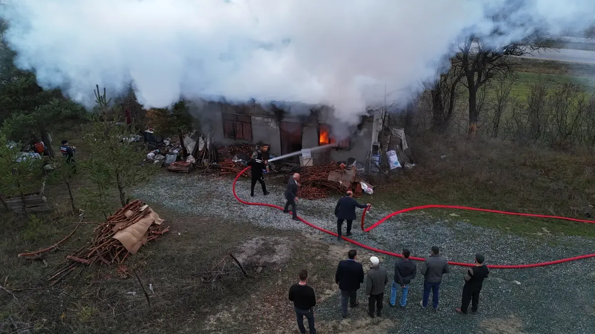 Sobaya Su Yerine Benzin Dokunce Cikan Yangind 19251247 Amp