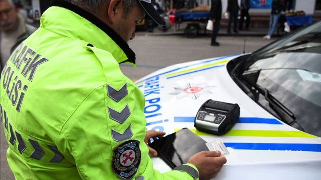 Suruculere Mujde Ehliyetler Arasi Geciste 19308733 5033 M