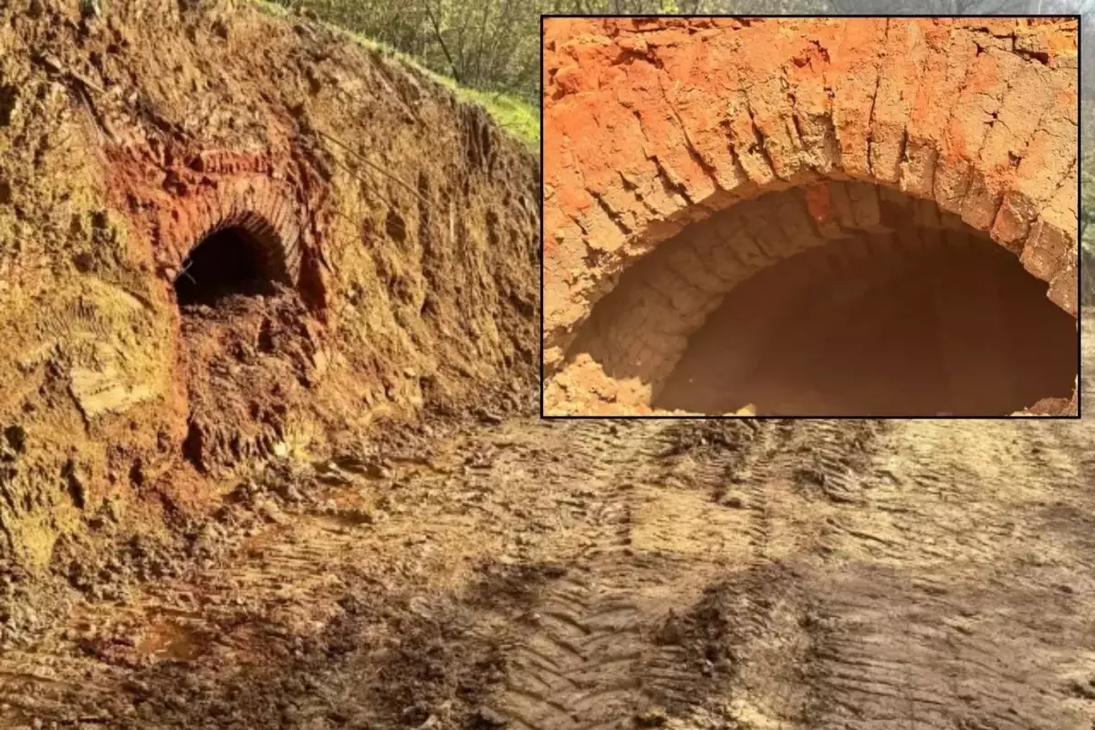 Tarihi Yapi Ortaya Cikti Calismalar Hemen 19235831 4744 Amp