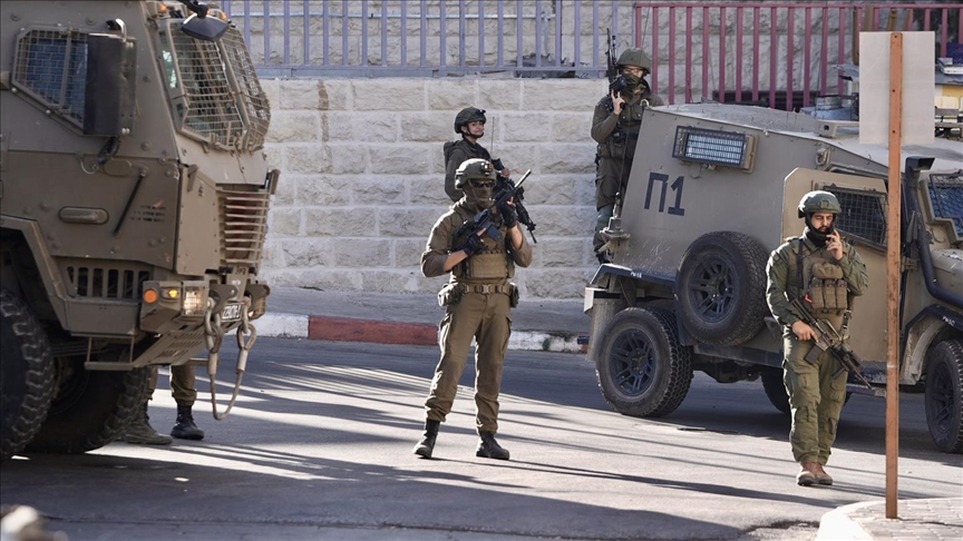 Thumbs B C 9Eacd0985977D1Be11Ff33A6Cdbd41C5