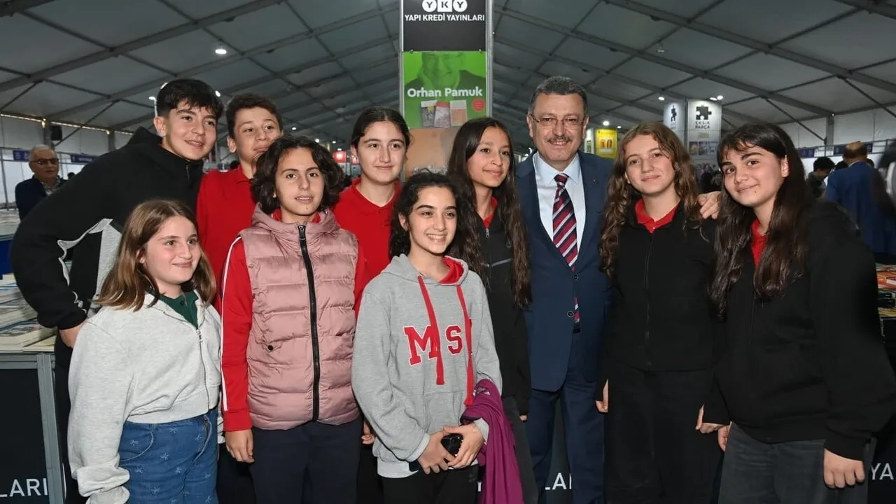 Trabzon 2 Kitap Gunleri Coskuyla Acildi 1200 299887