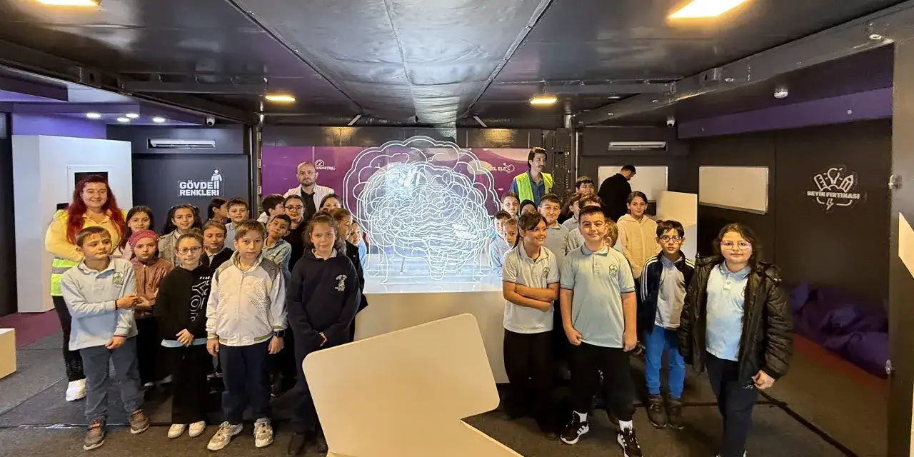 Trabzonda Beyin Konstepli Tir